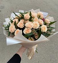 Букет Кремовые розы Латте в Санкт-Петербурге