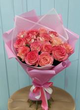 15 Розовых роз Равель в Санкт-Петербурге Букет 15 Розовых роз Равель в Санкт-Петербурге